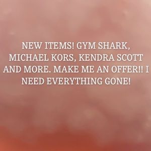 GYMSHARK, MICHAEL KORS, KENDRA SCOTT